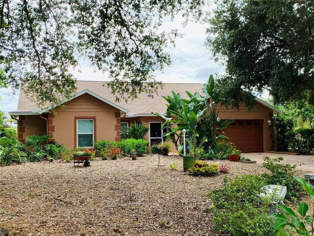 Property Photo:  4601 Hamlets Grove Drive  FL 34235 
