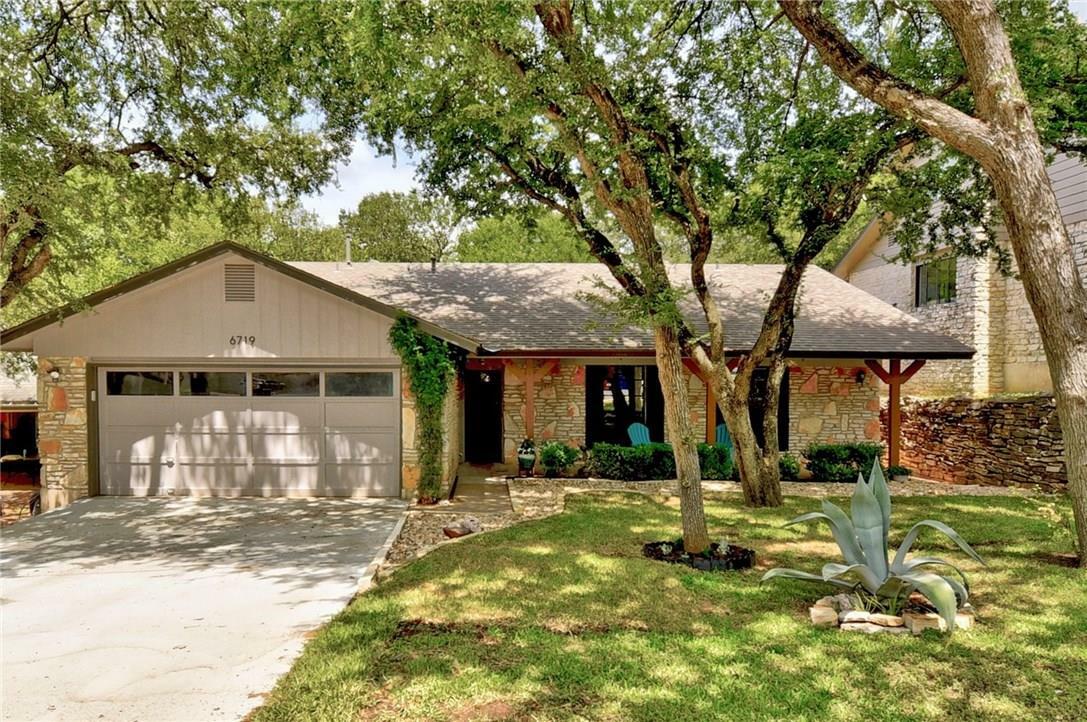 Property Photo:  6719 Lancret Hill Drive  TX 78745 