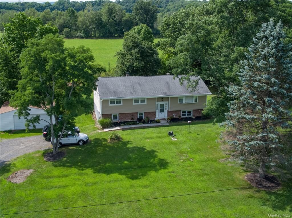 Property Photo:  11 Highland Lake Road  NY 10940 