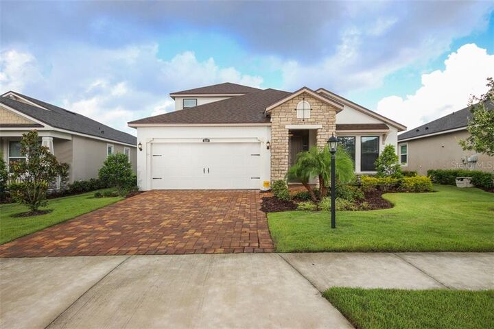 Property Photo: 11219 Spring Gate Trail FL 34211