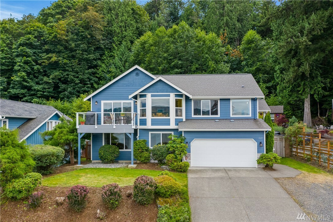 Property Photo:  2027 Viewhaven Lane  WA 98229 