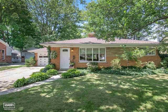 Property Photo: 68271 Mary St MI 48062