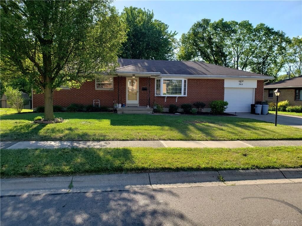 Property Photo: 305 Lawrence Avenue OH 45342