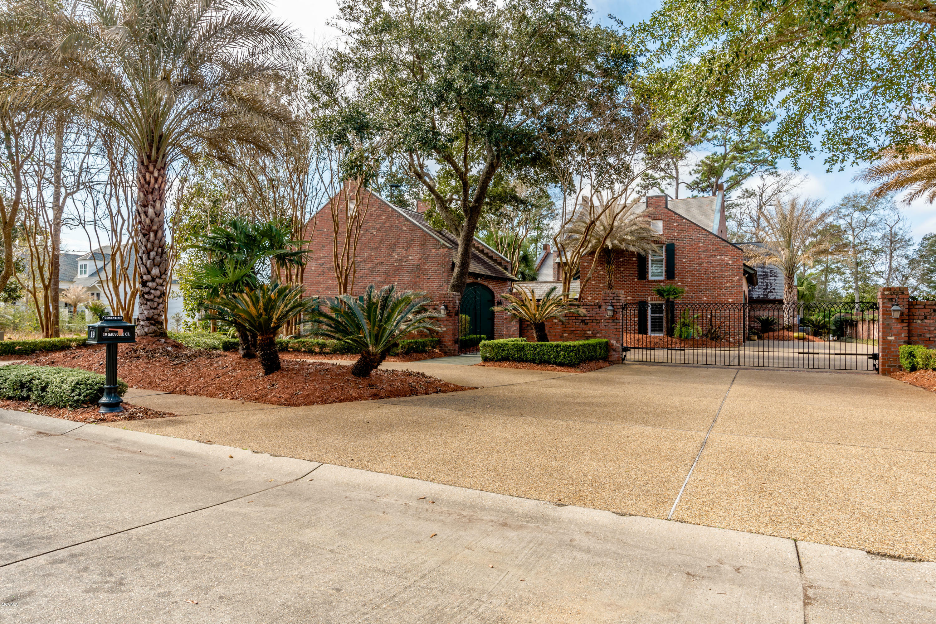 Property Photo: 19 Sauvolle Court MS 39564