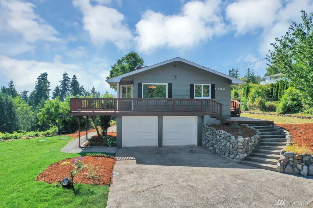 Property Photo: 5206 Monta Vista Dr E WA 98372