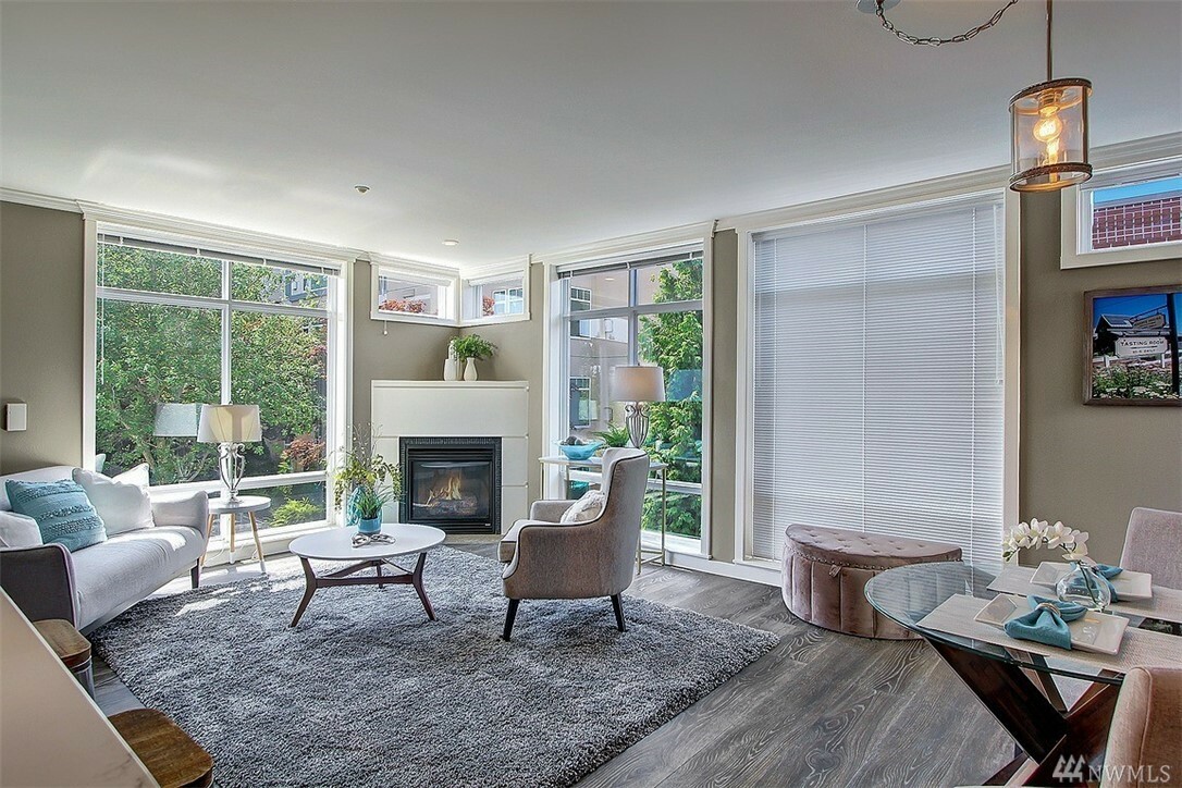 Property Photo:  211 Kirkland Ave 419  WA 98056 