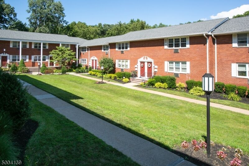 Property Photo: 45 Wilfred St 5 NJ 07052