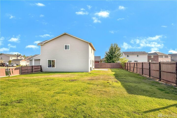 Property Photo:  310 N Shrike Street  WA 98837 