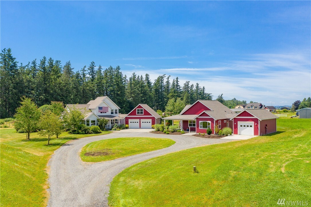 Property Photo:  1097 Central Rd  WA 98247 
