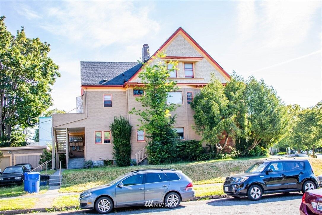 Property Photo:  1319 N 4th Street  WA 98403 