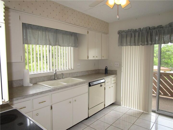 Property Photo:  3864 Lighthouse Way 3864  FL 34652 