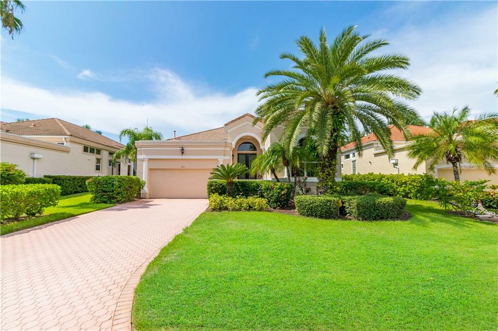 Property Photo:  3511 Fair Oaks Court  FL 34228 