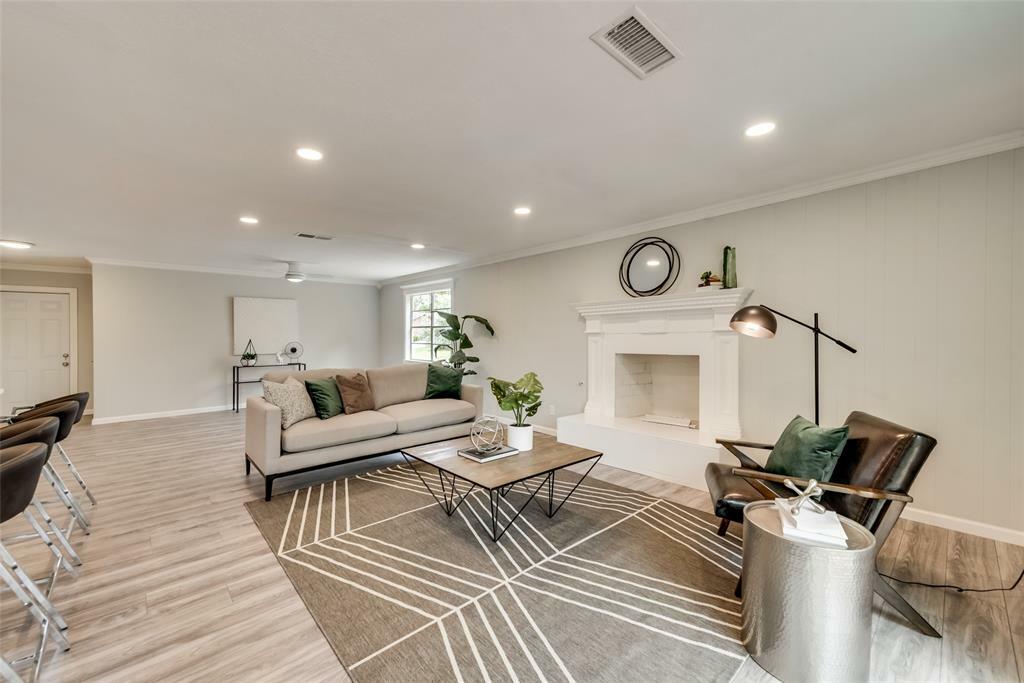 Property Photo:  2501 Chevy Chase Drive  TX 75062 