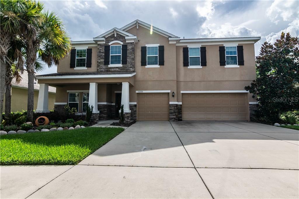 Property Photo: 11220 Coventry Grove Circle FL 33547