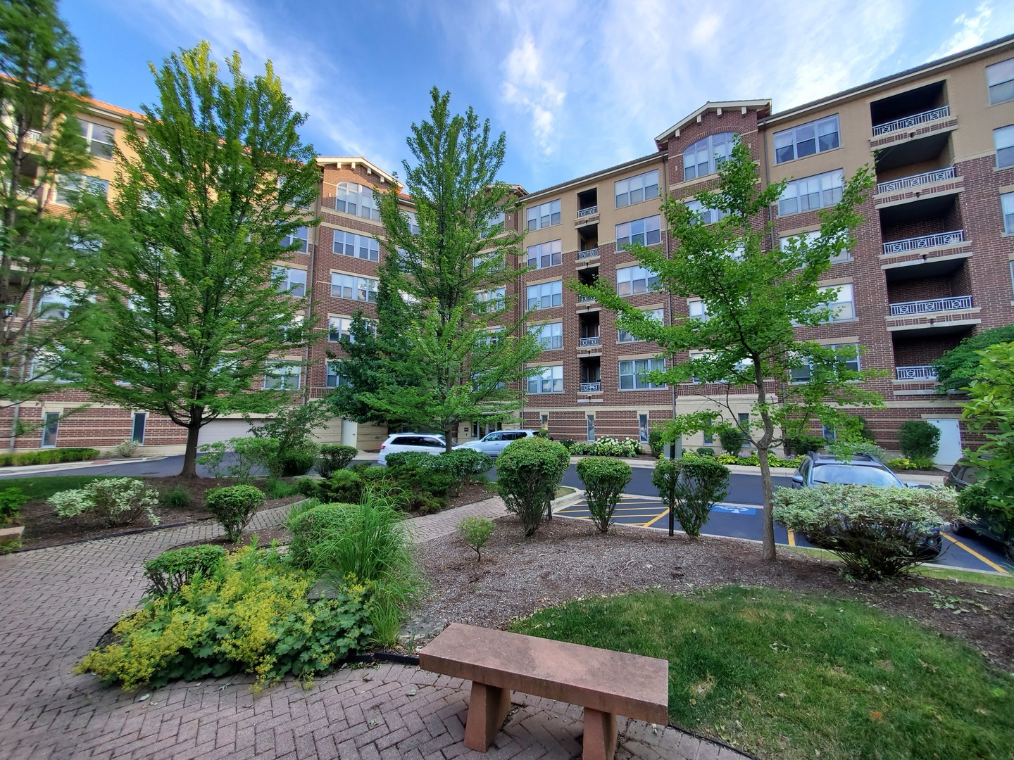 Property Photo:  9350 Skokie Boulevard 304  IL 60077 