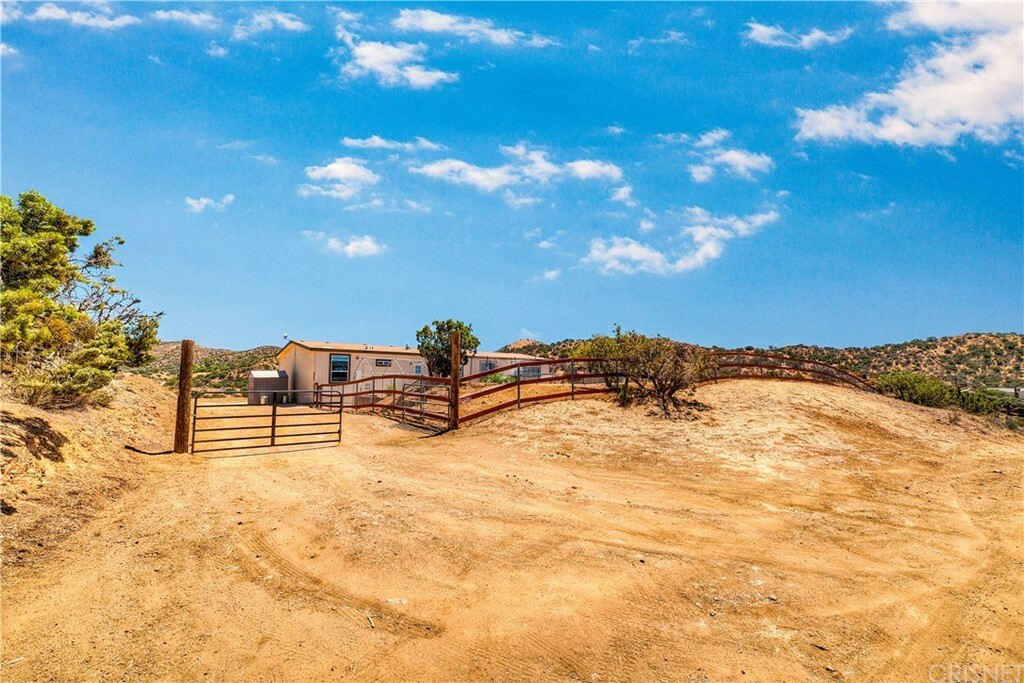 Property Photo:  33052 Margarita Hills Drive  CA 93510 