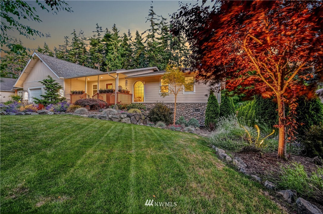 Property Photo:  1115  San Juan Drive  WA 98282 