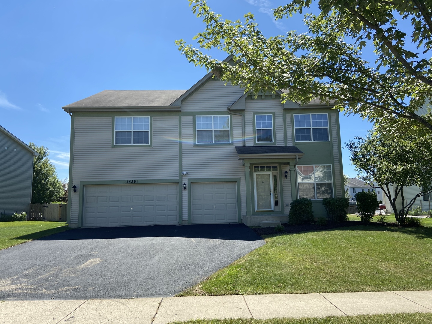 Property Photo:  1536 South Elizabeth Lane  IL 60073 
