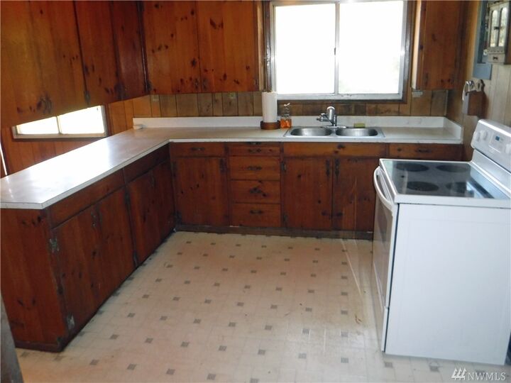 Property Photo:  1071  US Highway 101  WA 98537 