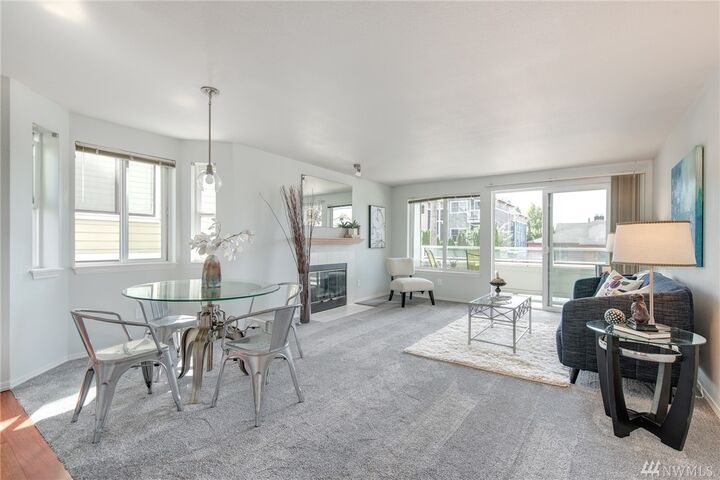 Property Photo:  2448 NW 59th St 202  WA 98107 