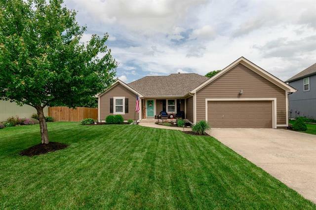 Property Photo:  309 S Ghost Creek Lane  KS 66030 