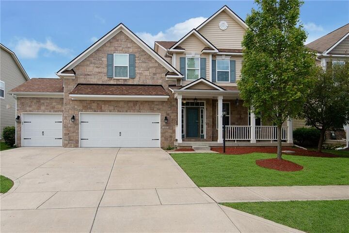 6221 Strathaven Road  Noblesville IN 46062 photo