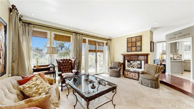 Property Photo: 6256 Napoli Court CA 90803