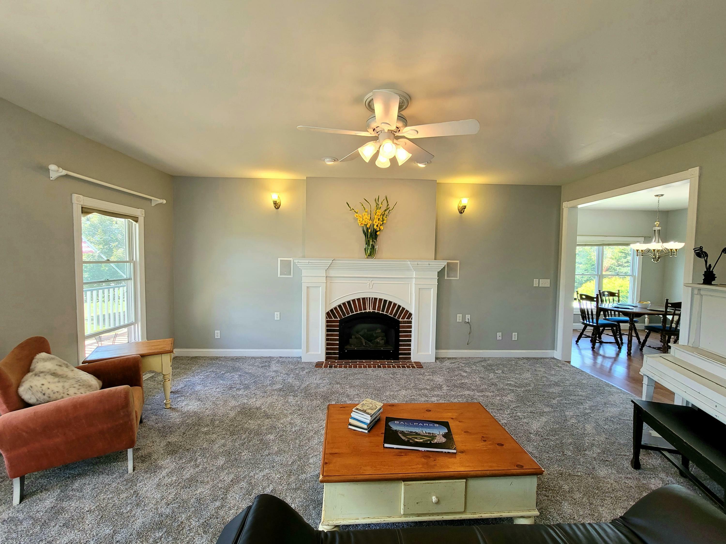 Property Photo:  21440 W Lawnsdale Ct  WI 53146 