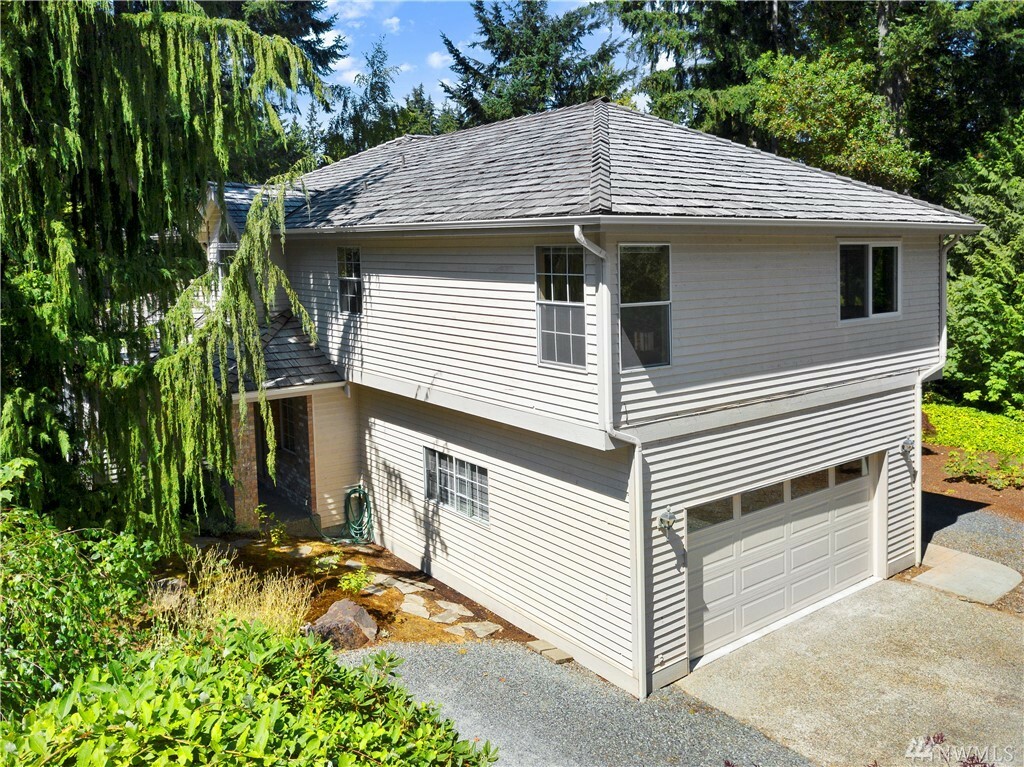 Property Photo: 6801 157th Place SW WA 98026