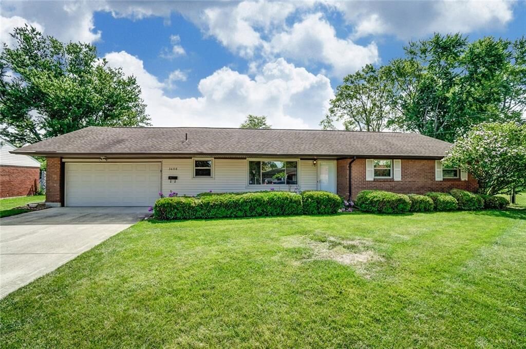 Property Photo:  3608 Stoneview Court  OH 45429