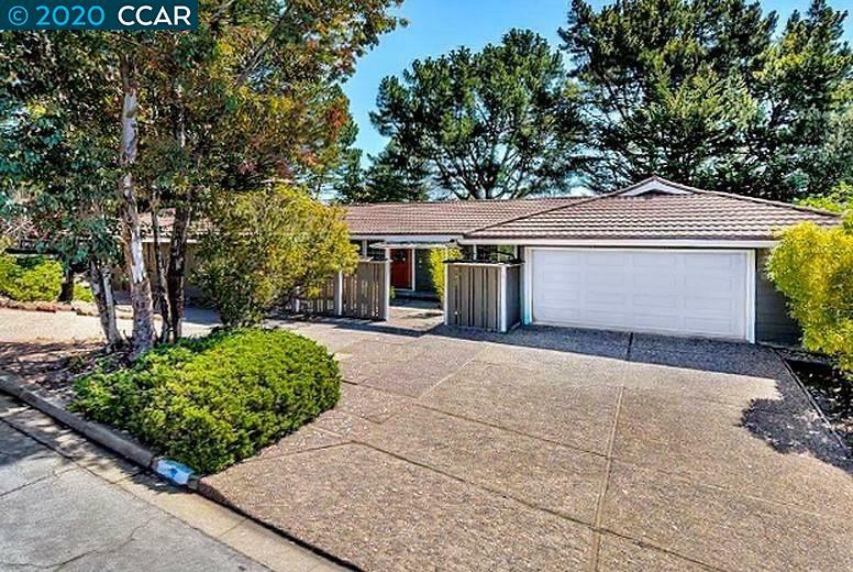 Property Photo: 5 Dover Ct CA 94563