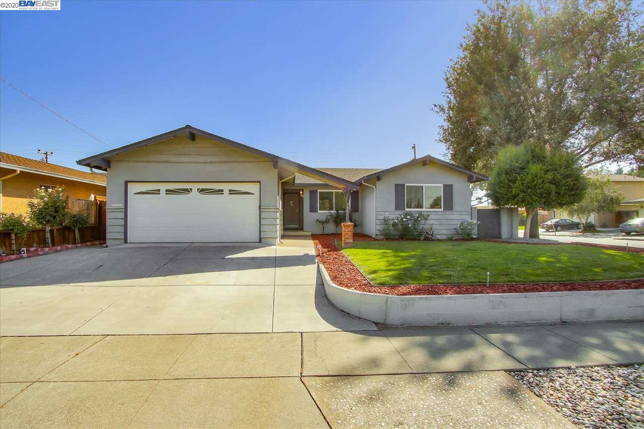 Property Photo:  38803 Helen Way  CA 94536 