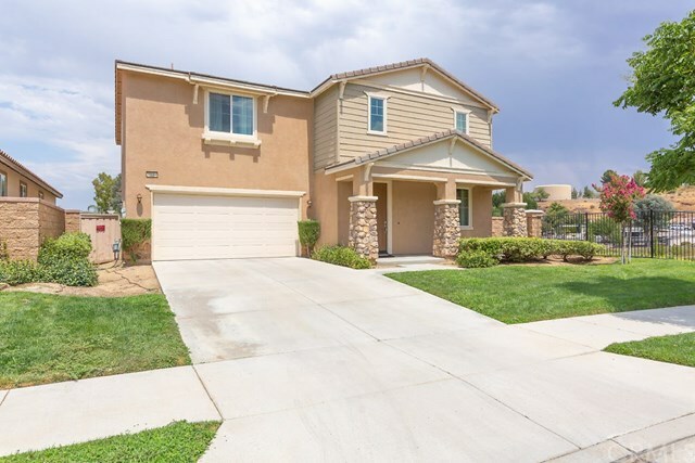 Property Photo:  35604 Desert Rose Way  CA 92532 