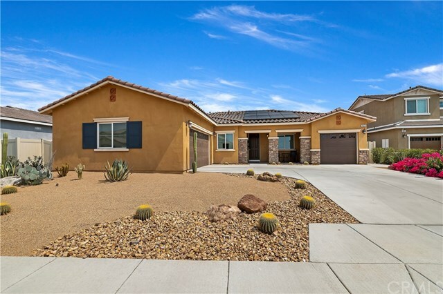 Property Photo: 1825 Glisten CA 92582
