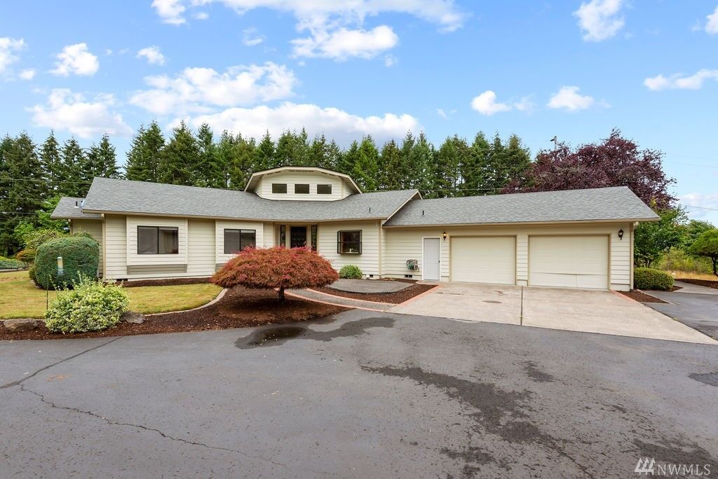 Property Photo:  224 Bond Rd  WA 98611 