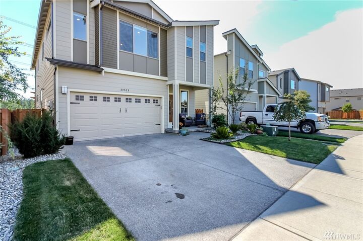 Property Photo:  22529 SE 284th Court  WA 98038 