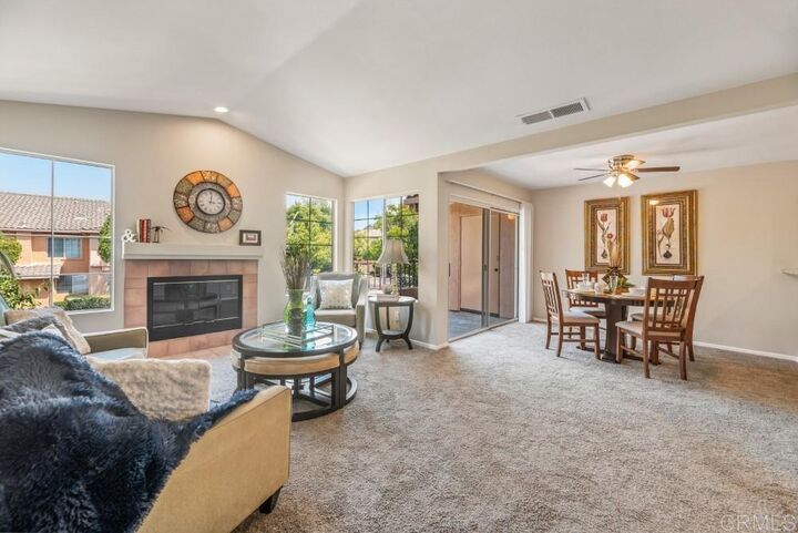 18686 Caminito Cantilena 208  San Diego CA 92128 photo