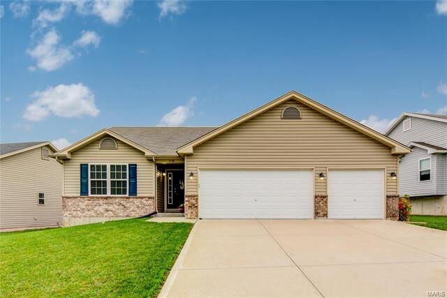 Property Photo:  1150 Jaxson Drive   63348 