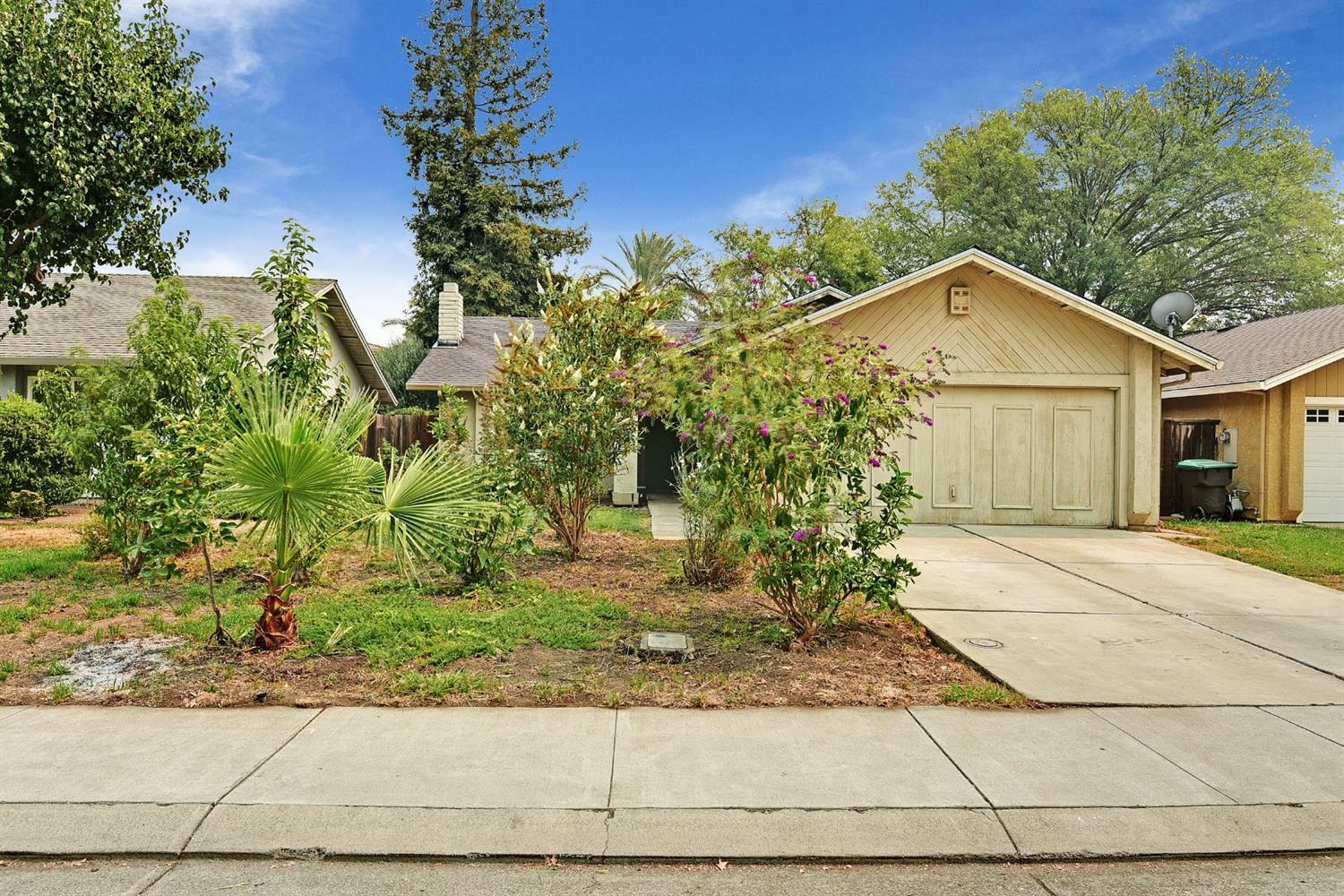 Property Photo:  4921 Moss Creek Circle  CA 95219 