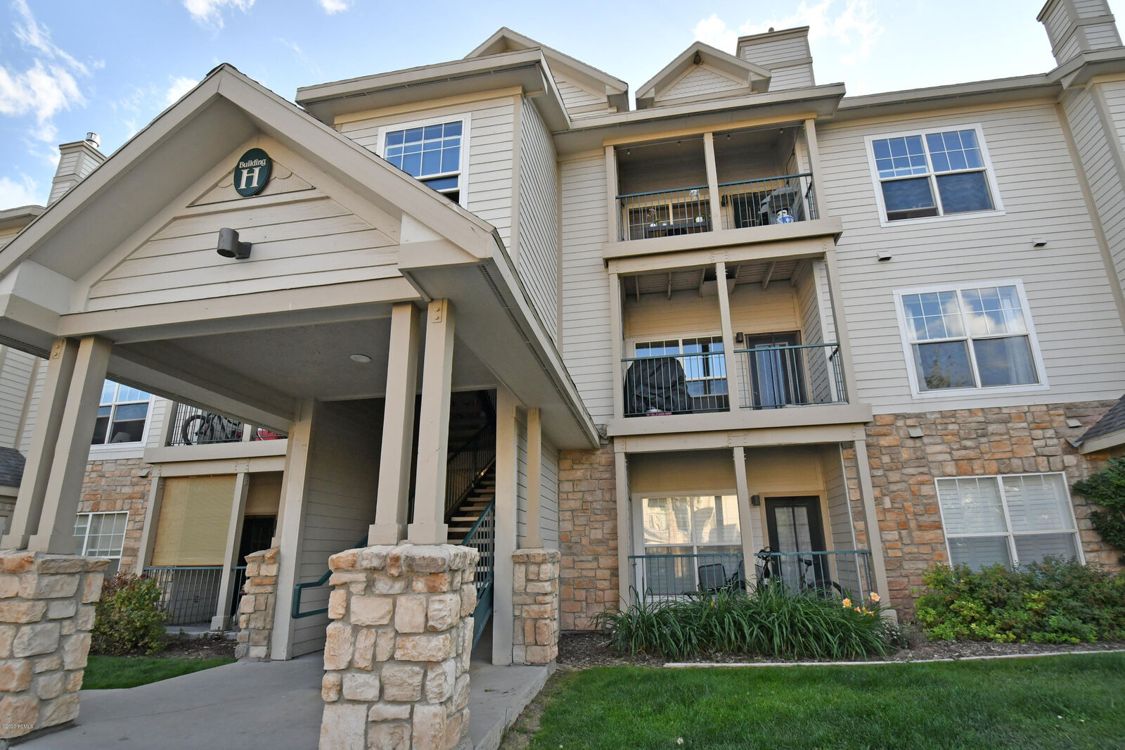 Property Photo:  900 Bitner Road H24  UT 84098 