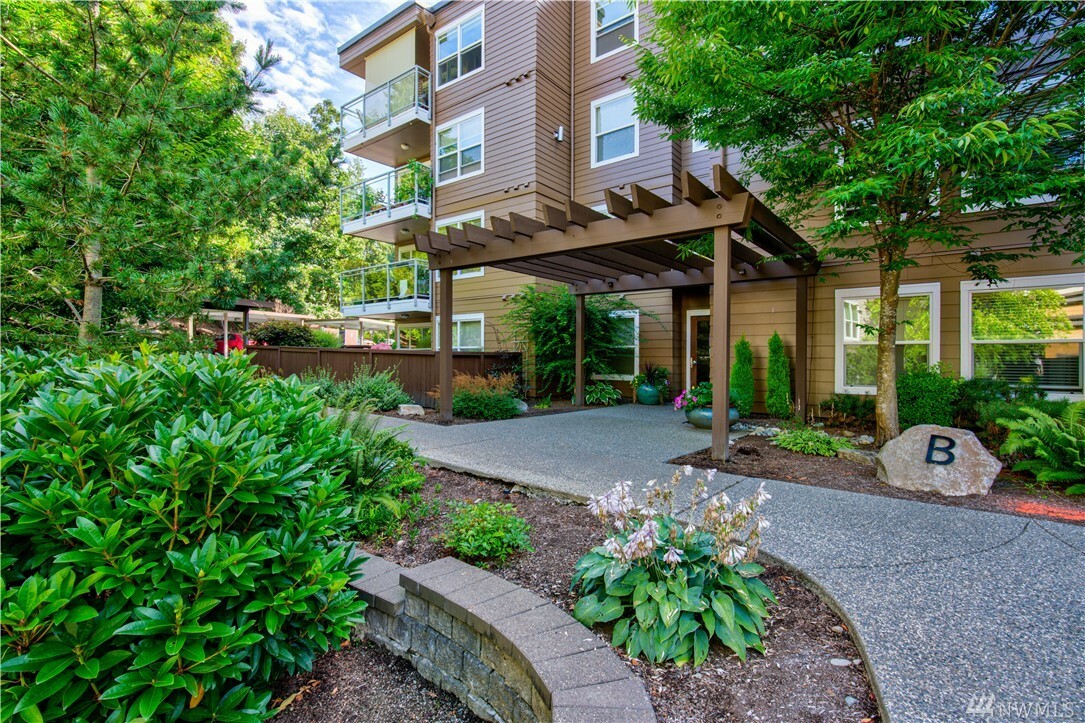 22910 90th Ave W B304  Edmonds WA 98026 photo