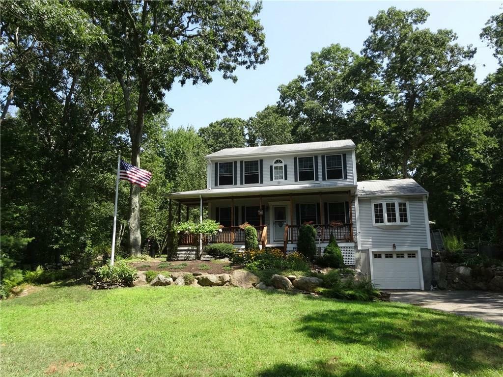 Property Photo:  7 Lancelot Ct  RI 02892 