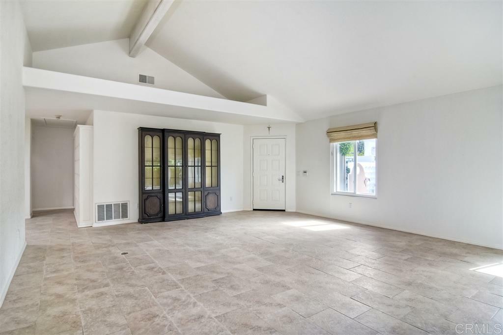 Property Photo: 5067 Alicante Way CA 92056