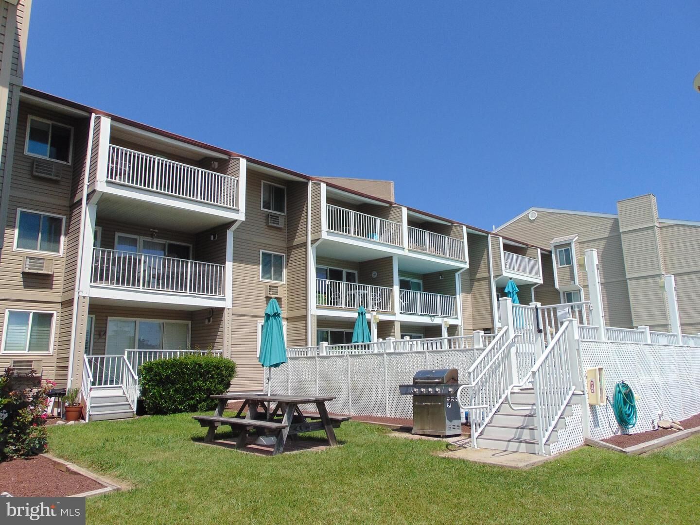 Property Photo:  731 Mooring Road 307  MD 21842 