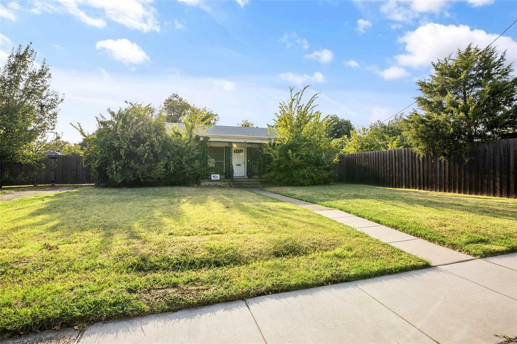 Property Photo:  319 Falcon Drive  TX 75060 