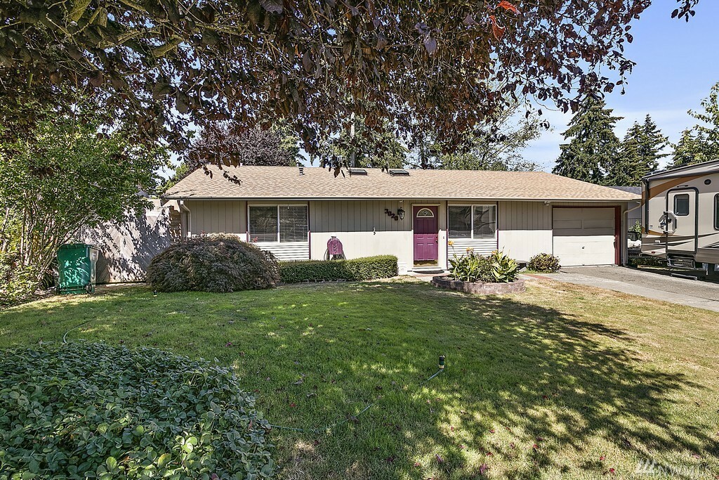 Property Photo: 3020 SW 317th WA 98023