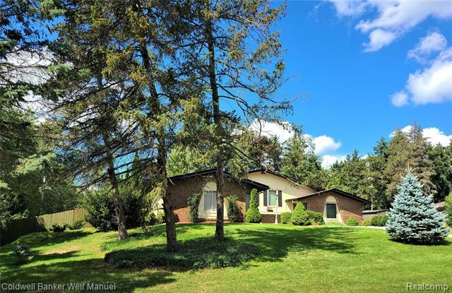 Property Photo:  7811 Caberfae Trail  MI 48348 