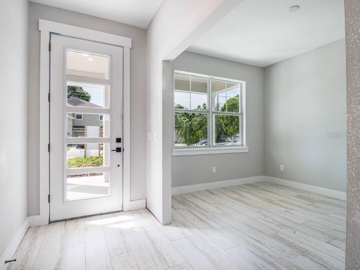 Property Photo: 4115 W Carmen Street FL 33609