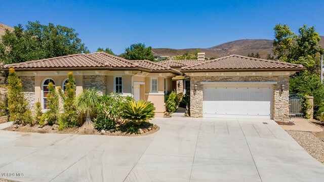 Property Photo:  421 N Conejo School Road  CA 91362 