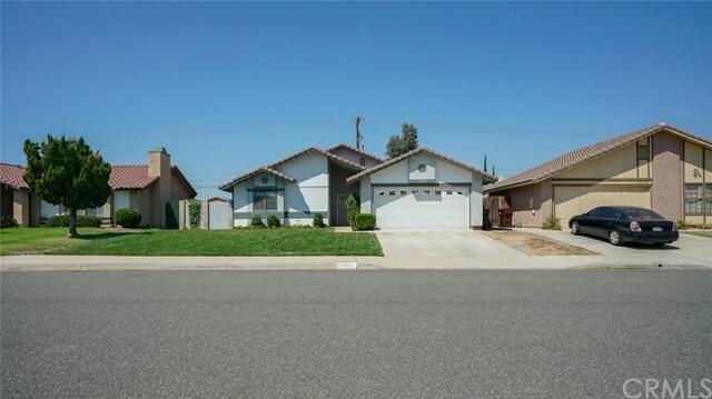 Property Photo:  13539 Vellanto Way  CA 92553 